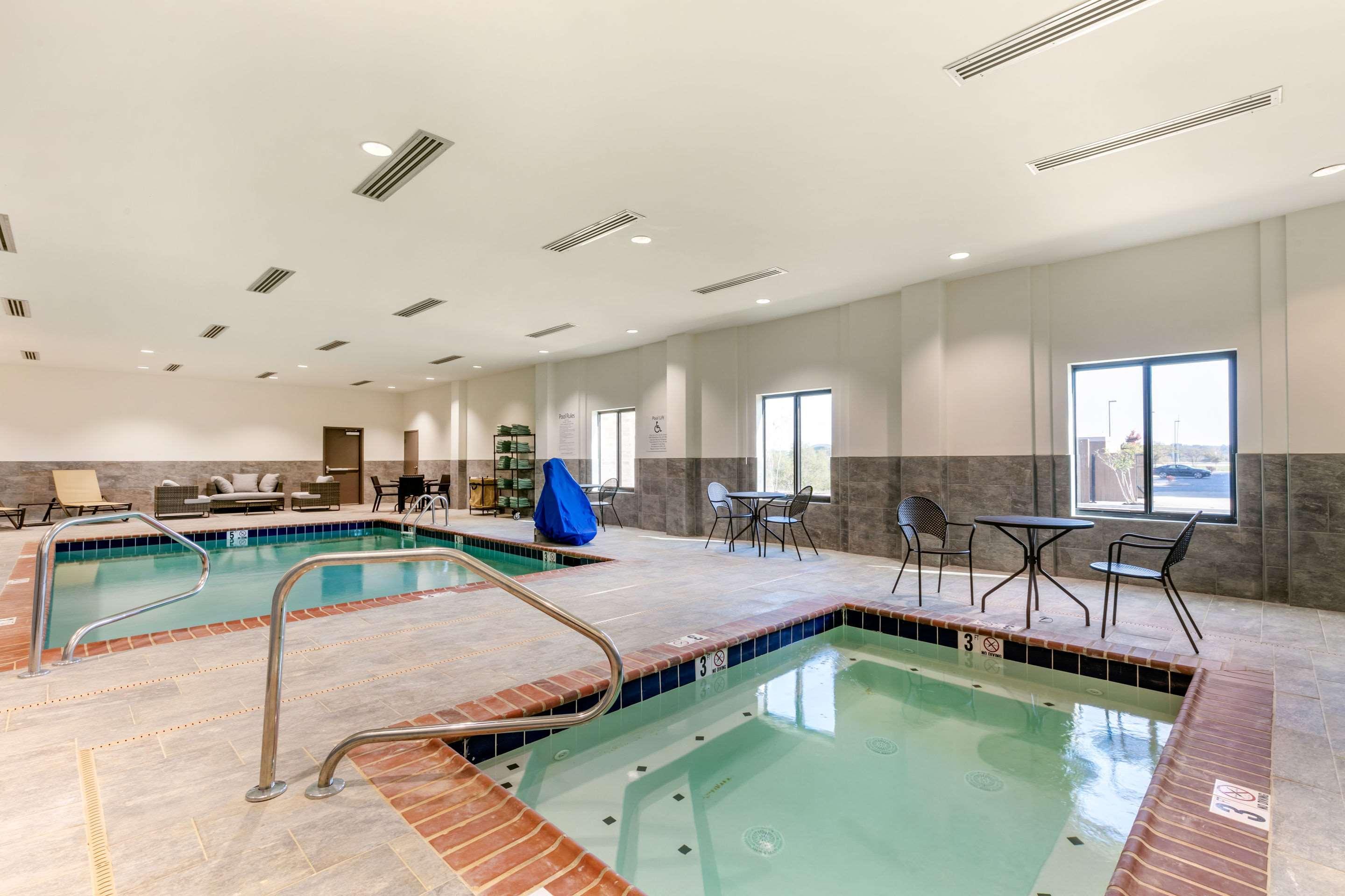 Comfort Suites North Tupelo Εξωτερικό φωτογραφία